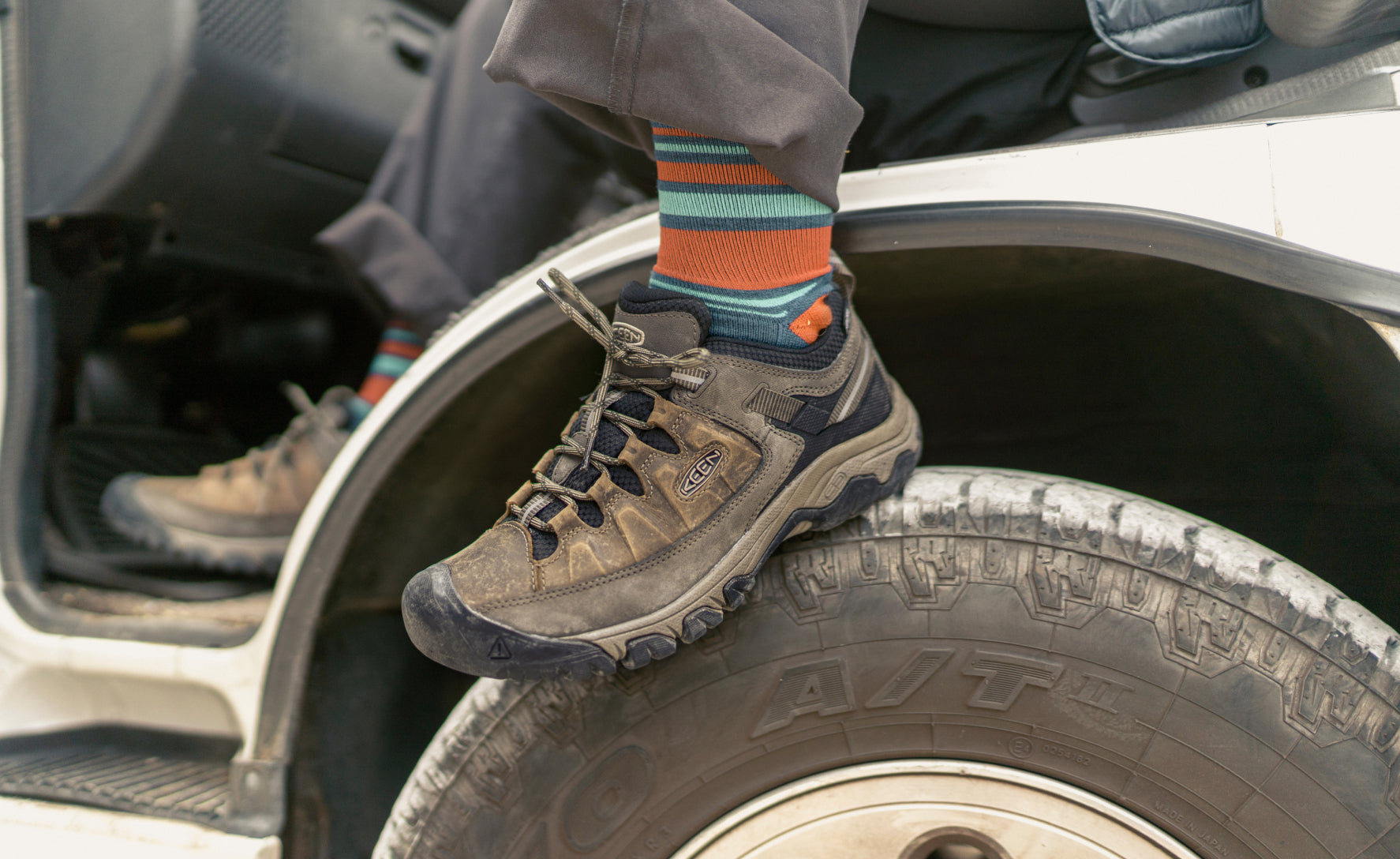 Men's Targhee III Waterproof | Bungee Cord/Black - Image 6